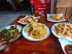 -六禾熏酱小酒馆·东北菜(海甸岛店)