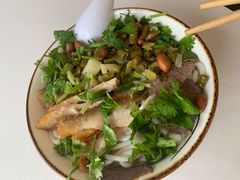 脆皮粉-1817大碗牛肉粉