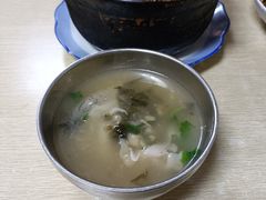 砂锅小馄饨-小许三鲜砂锅馄饨店(家多乐烟酒店)