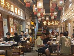 -旧街市鲜货老火锅(大光路店)