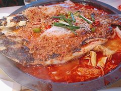 -鸣记脆皮烤鱼·海鲜烤鱼(三八广场店)