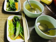 -煲煲香快餐(南京路店)