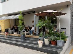 -花仓咖啡(祥安巷店)