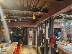 -玩坞轰趴馆·户外团建聚会主题生日派对馆(世豪广场店)