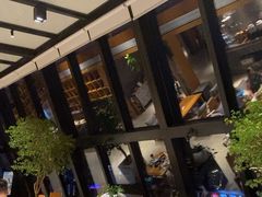 -四月吧餐厅(正阳步行街店)
