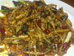 鱼香肉丝-鑫小城故事·砂锅·排骨藕汤(兴业路店)