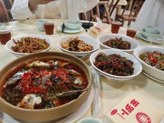 -笨罗卜浏阳菜馆(龙华鹏润达店)