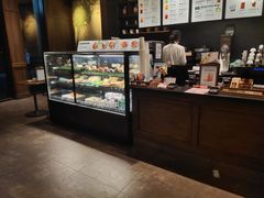 面包甜点陈列柜-星巴克(宝山万达店)