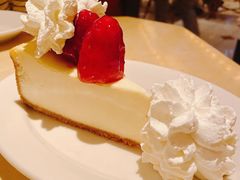 鲜草莓芝士蛋糕-The Cheesecake Factory 芝乐坊餐厅(王府中環店)