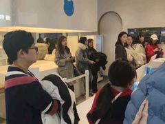 等位区-兰熊鲜奶(西直门凯德mall店)