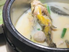 -佬麻雀·新湘菜(珠海金发购物中心店)