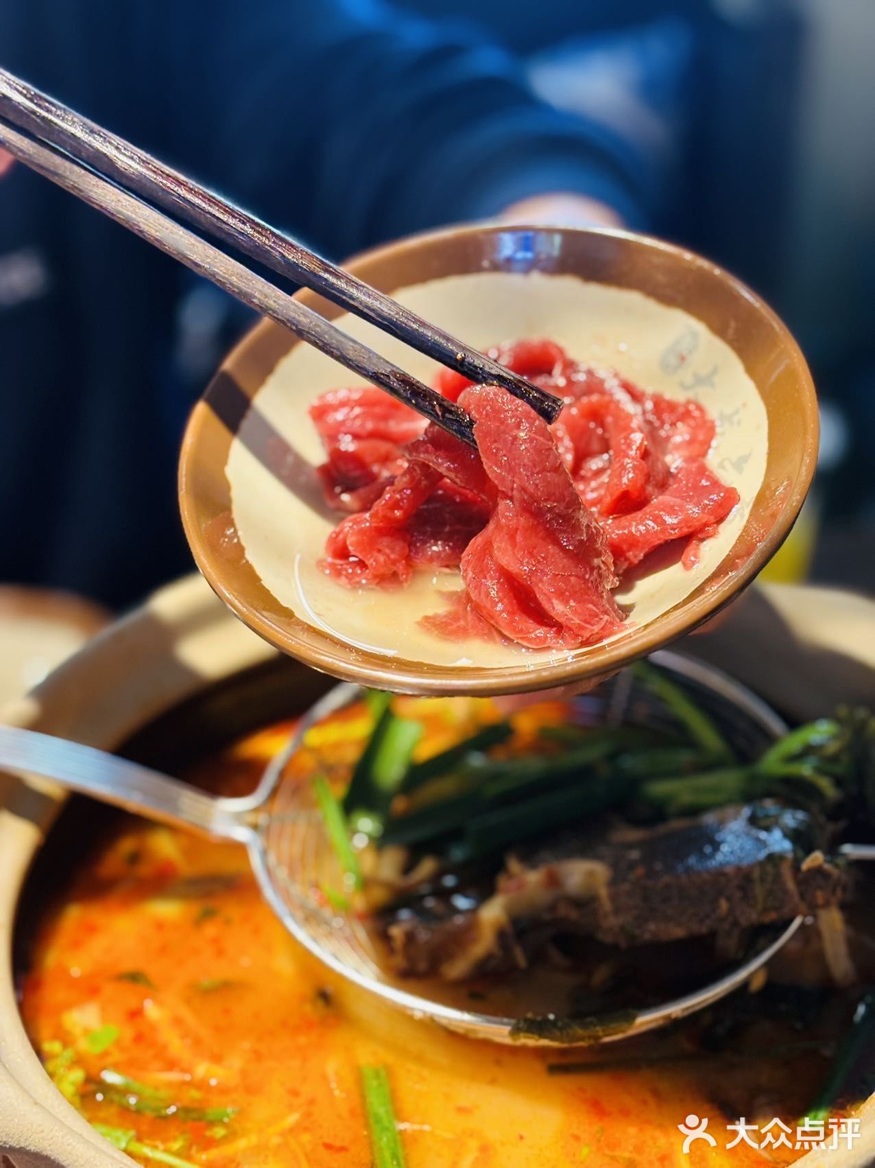 大龙六方·贵州酸汤牛肉火锅(上海旗舰店)