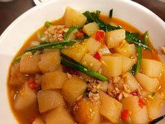 -富正毅三下锅·湘西韵味(天门山索道店)