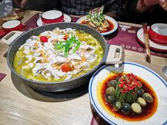 -山城外·非遗酸菜鱼(蜀都万达店)