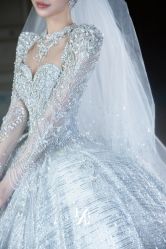 -Renee芮亦婚纱(原丽莎)