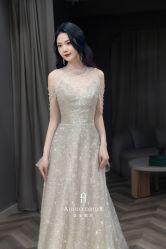 -艾朵婚纱