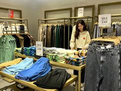 -佛罗伦萨小镇广佛名品奥特莱斯(疏港路店)