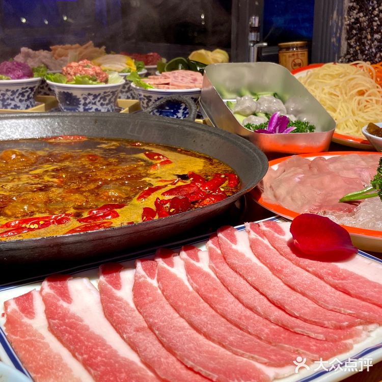 终于开来市中心啦新店开业 折扣力度超级大!