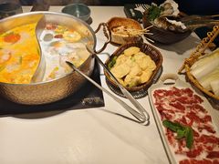 -椰子湾·海南火锅·糟粕醋·椰子鸡(正大广场店)