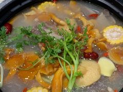 -九寨沟特色牦牛肉汤锅