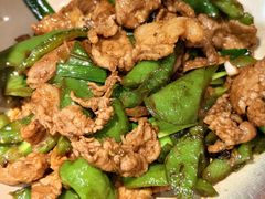 辣椒炒肉-青年公社烤鸭(蜀山万象汇店)