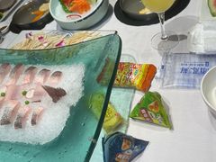 -泓炙颐凤鲜海鲜火锅料理(桐乡店)