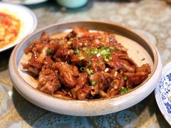 猪蹄-老妈疙瘩汤·平价海鲜专门店·老威海菜(渔港路店)