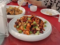 宫保鸡丁-老街坊美食汇(玉兰大街店)