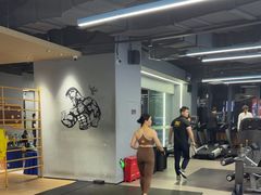 -超鹿运动(五四路恒力城店)