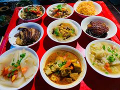-蓝田九大碗民俗食府(蓝田店)