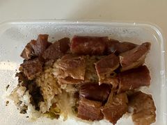 -梁阿婆廿年老牌扣肉糯米饭