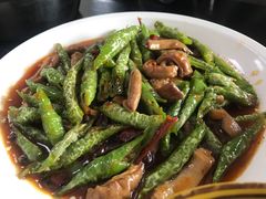 -曾氏肥肠馆(凯瑞雅居店)