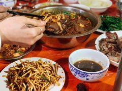 肥肠血旺-周血旺老店