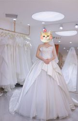 -台湾蔡美月婚纱租赁