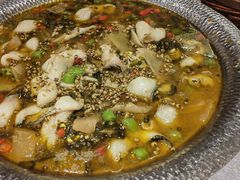 -有红鸡毛店·川菜(建设路店)