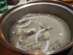 -喃喃椰·糟粕醋·椰子鸡火锅(七堡花园店)