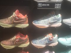 -NIKE品牌体验店(金源新燕莎店)