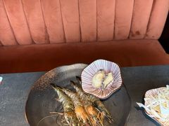 -铭牛烧肉·和牛海鲜自助(高新月牙湖店)