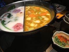 -湊湊火锅·茶憩(新中关购物中心店)