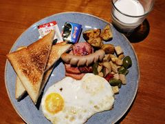 -JINNS锦时 steak&pizza(浸信会礼拜堂旧址店)