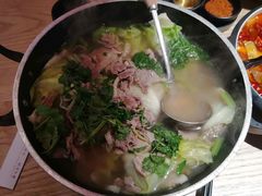 -川堂风·跷脚牛肉·乐山爆炒(宝山日月光店)