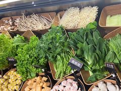 -牛YO寿喜烧·铁板烧和牛火锅自助(市府恒隆店)