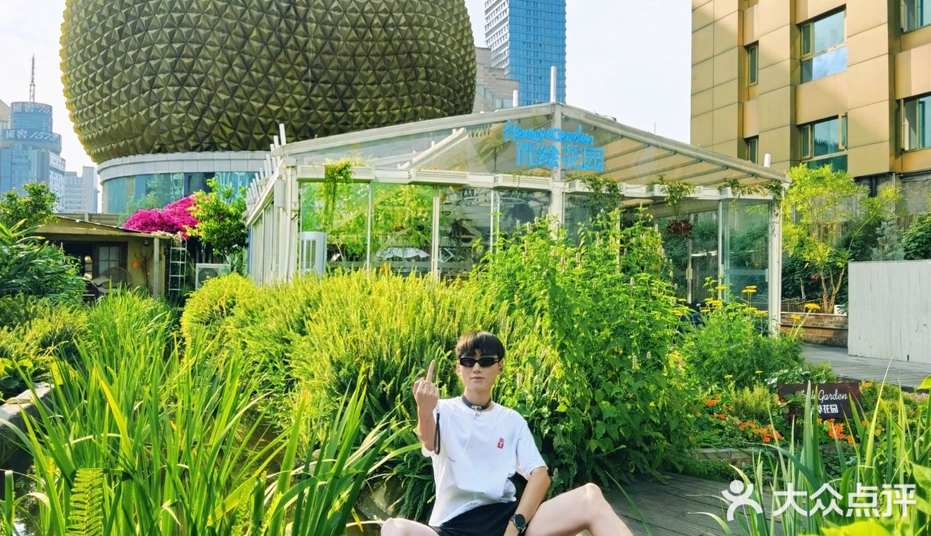 谁还没来过王府井的这个大菠萝🍍