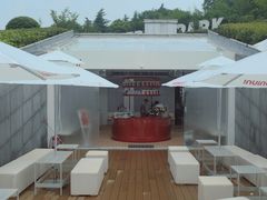 -UNI UNI(环亚凯瑟琳店)