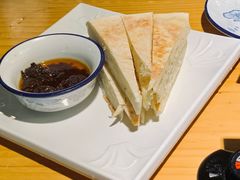 地锅馍-小小河边鱼(天润城店)