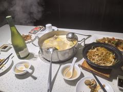 -肥仔文澳门猪骨煲(南京西路店)
