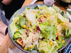 金枪鱼配飞鱼籽色拉-松幸日式料理(中山路店)
