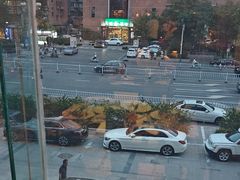 -东方红海鲜百汇(国际大厦店)