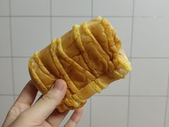 奶油毛毛虫-皇冠幸福里动物奶油生日蛋糕(常青中路店)