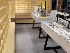 -一代眼镜·蔡司配镜(浦东大拇指广场店)